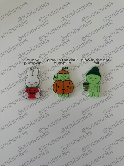 seasonal fall badge reels